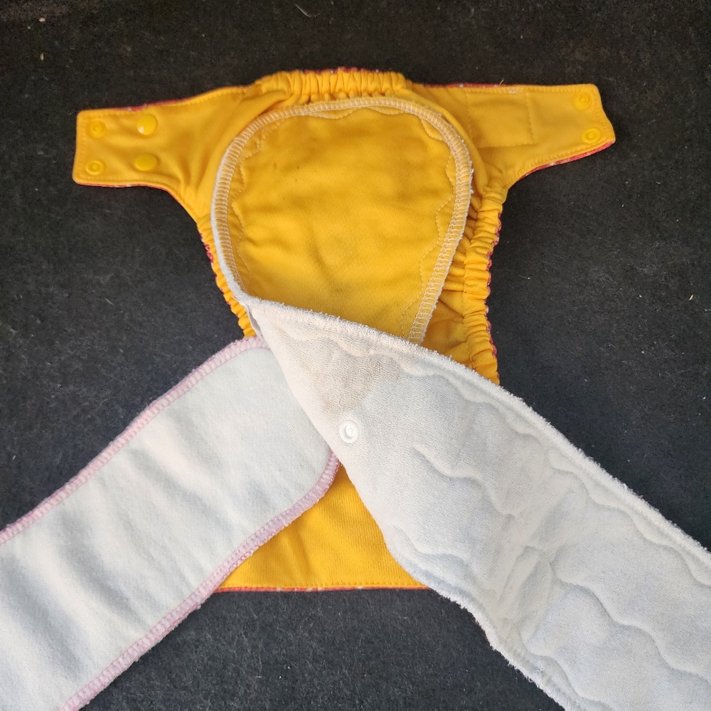 Cloth diapers - Picture 7 of 8